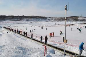 西柏坡滑雪场团队票预定【西柏坡温泉滑雪场一日游】