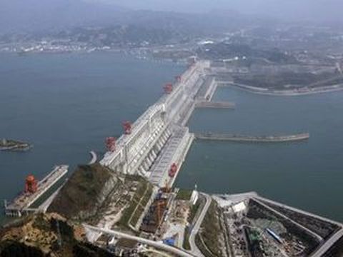 <高峡平湖-三峡大坝-三峡人家2日游>动车往返 三峡大坝门票免费